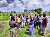 Discussion with farmer Mjinchi